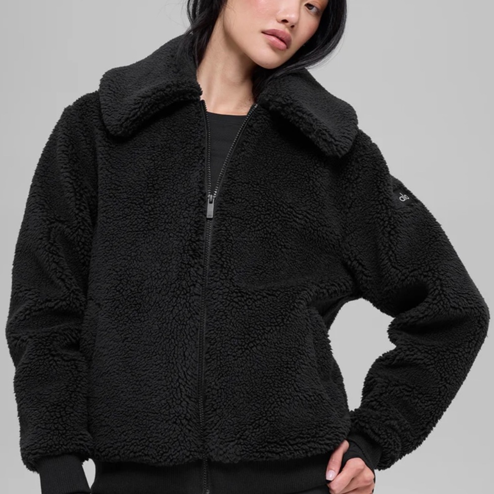 ALO Yoga Sherpa Downtown Jacket, Black, Small - Picture 3 of 7